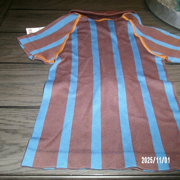 NEW $40 Urban Outfitters Out From Under Go For Gold Crop Brown Shirt Women’s XS - Picture 4 of 4